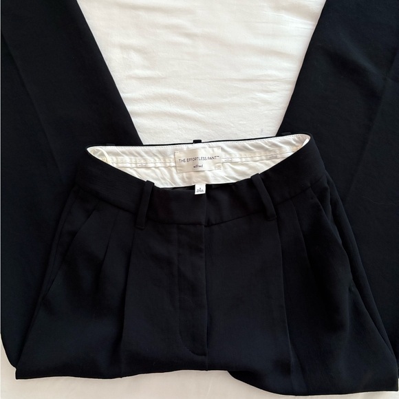 Aritzia The Effortless Pant - Picture 4 of 5